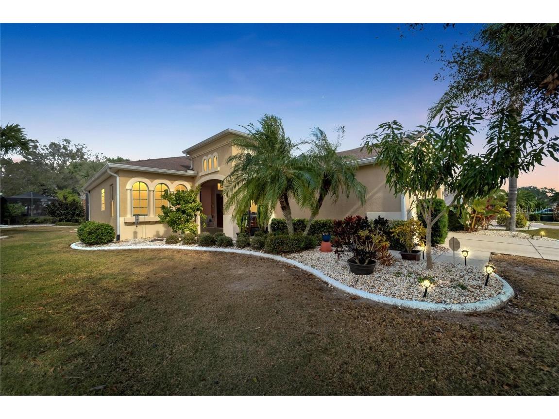 824 Regal Manor Way Sun City Center FL 33573 T3473006 image1