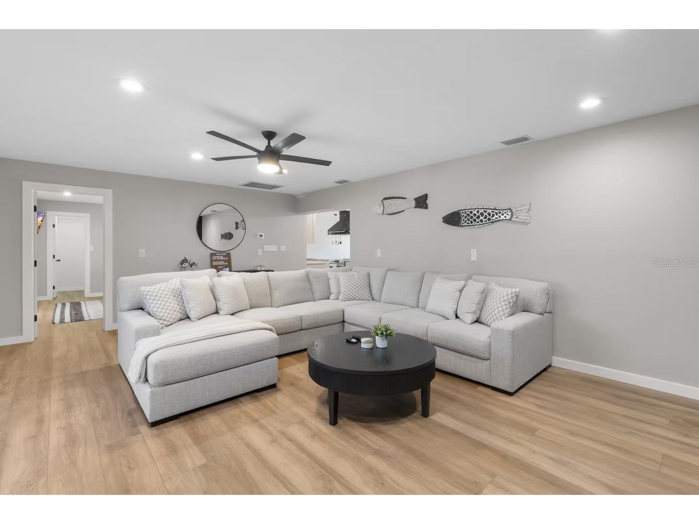 824 Seabreeze Drive Ruskin FL 33570 TB8477879 image12