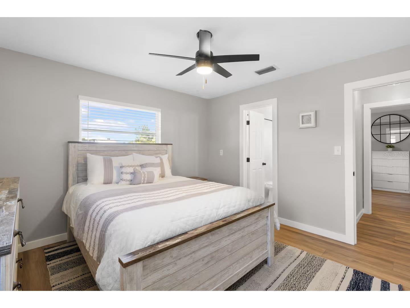 824 Seabreeze Drive Ruskin FL 33570 TB8477879 image17