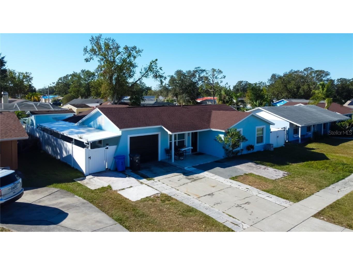 8240 Greenleaf Circle Tampa FL 33615 TB8324460 image1