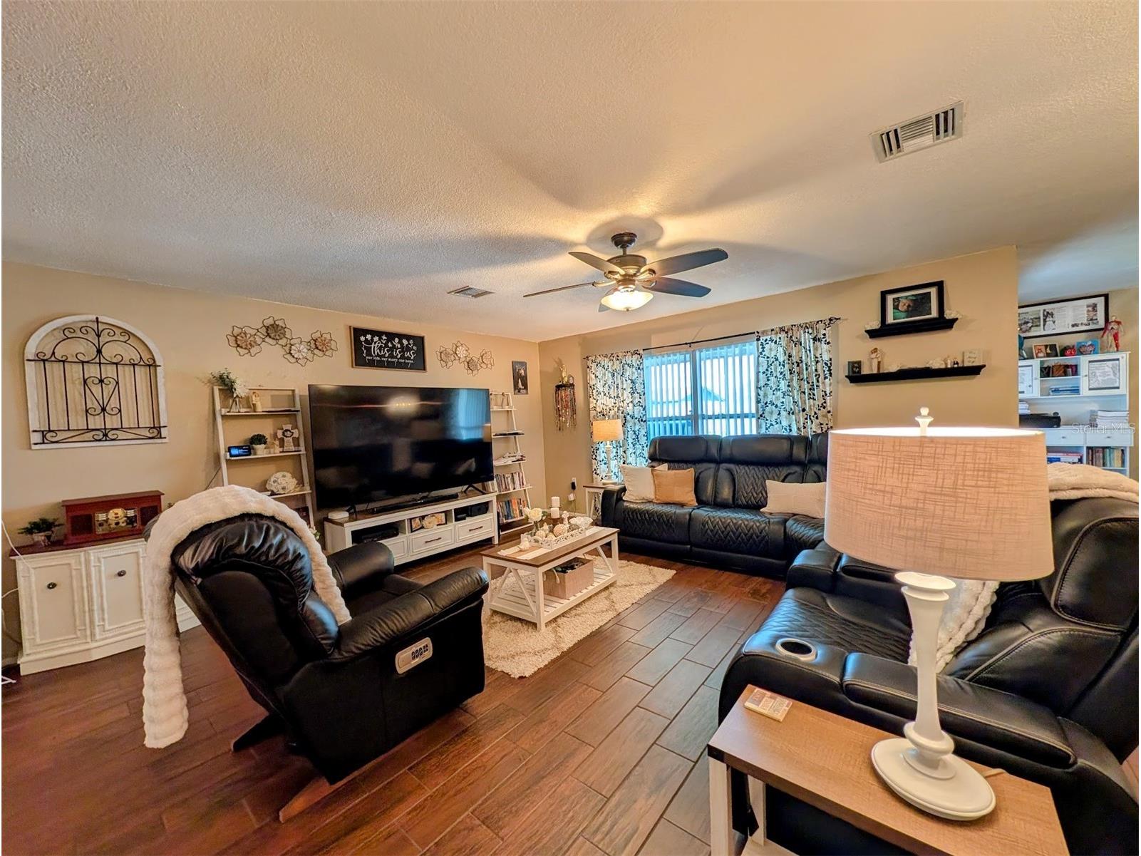 8240 Penwood Drive Port Richey FL 34668 W7886385 image6