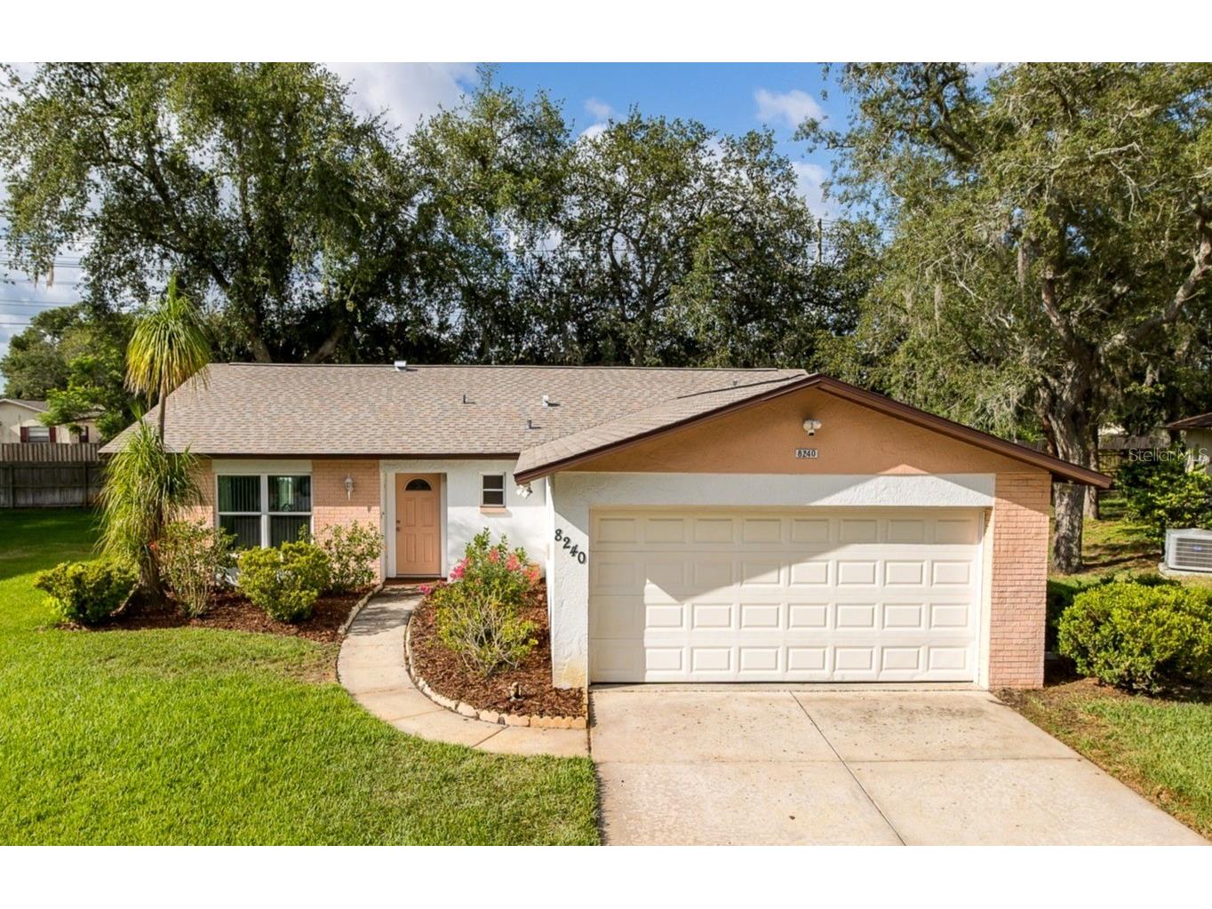 8240 Winding Wood Drive Port Richey FL 34668 W7886831 image1