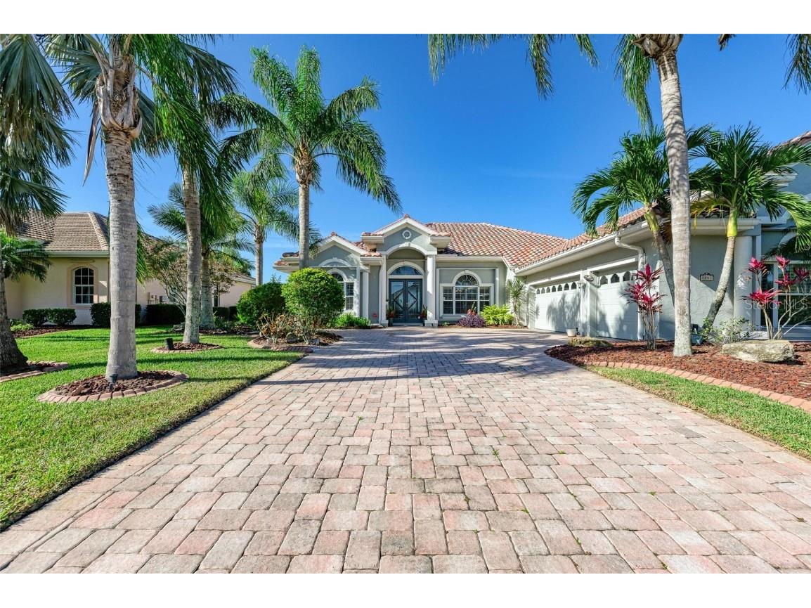 8241 Barton Farms Boulevard Sarasota FL 34240 A4565810 image1