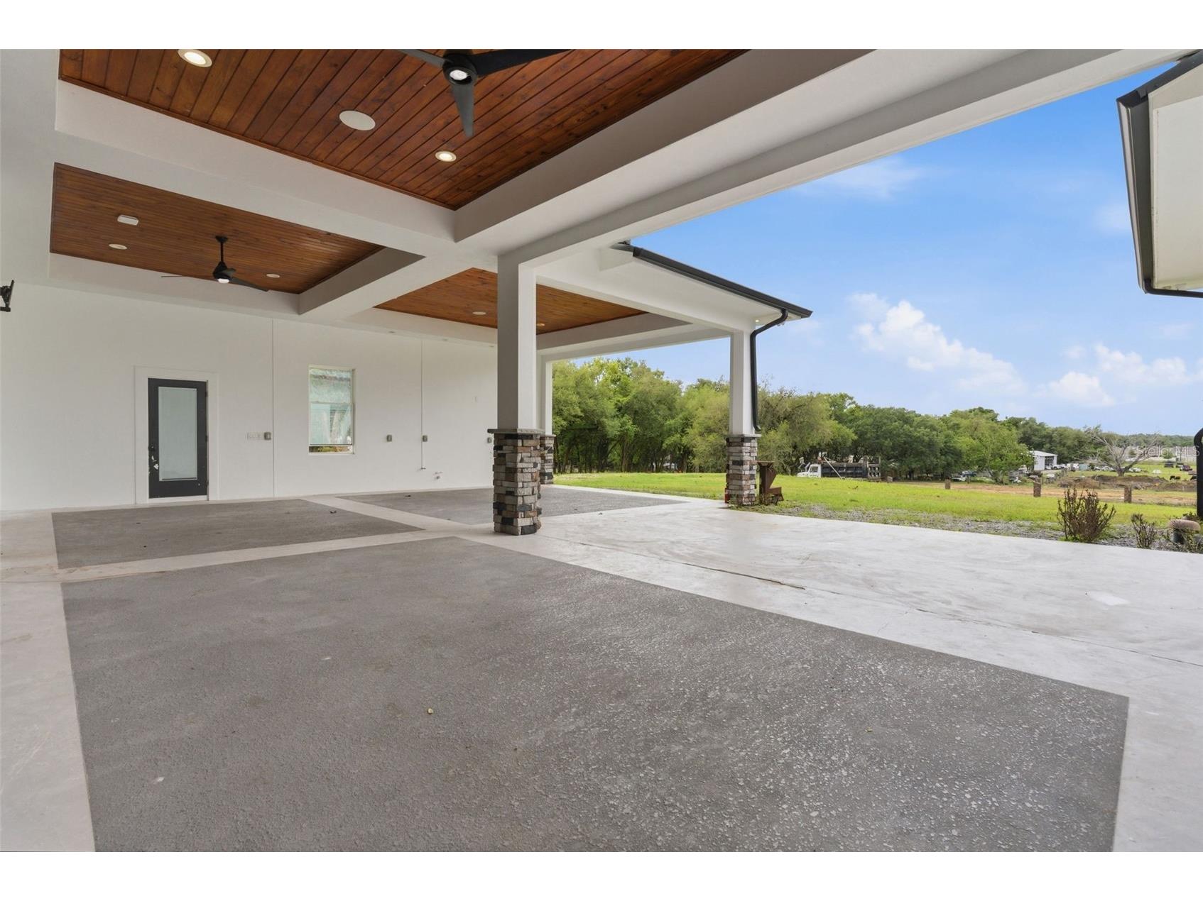 8241 Cass Road Zephyrhills FL 33540 TB8496468 image73