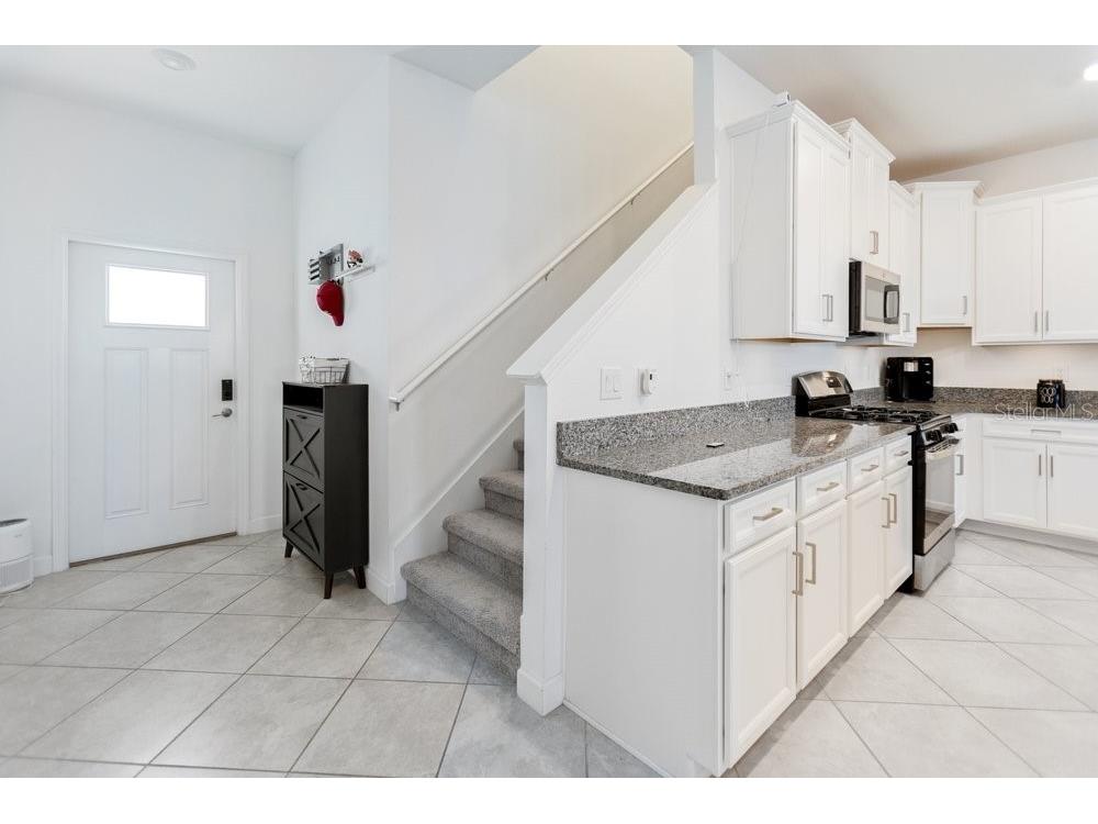 8241 Corner Pine Way New Port Richey FL 34655 W7882889 image7