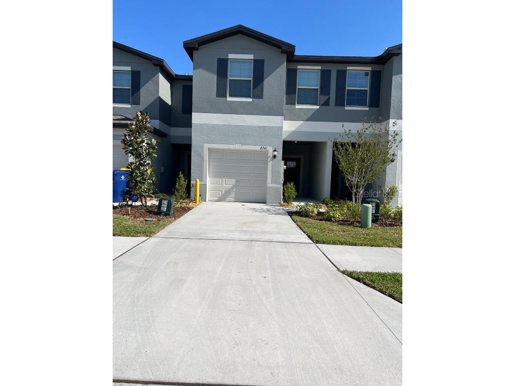 8241 Crescent Oaks Drive New Port Richey FL 34655 W7863952 image1