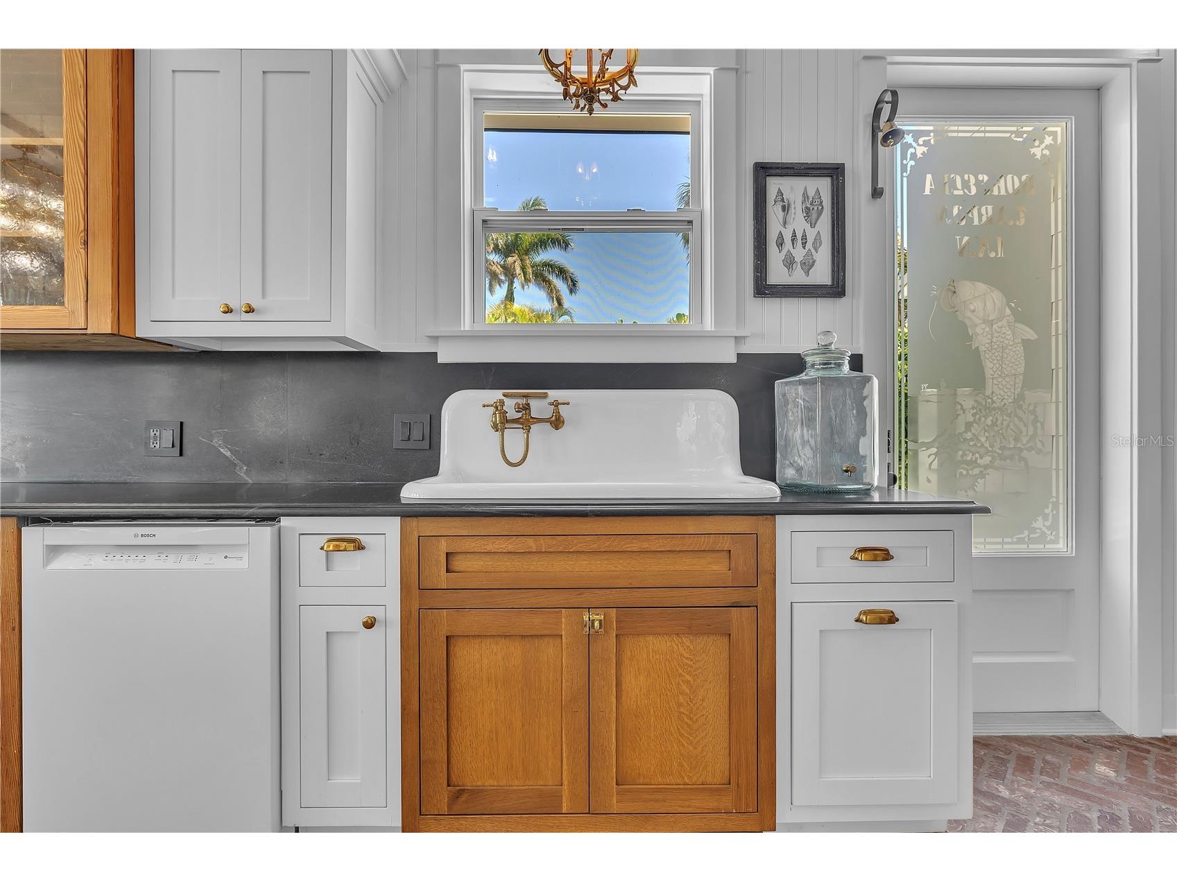 8241 Main Street Bokeelia FL 33922 C7522372 image38