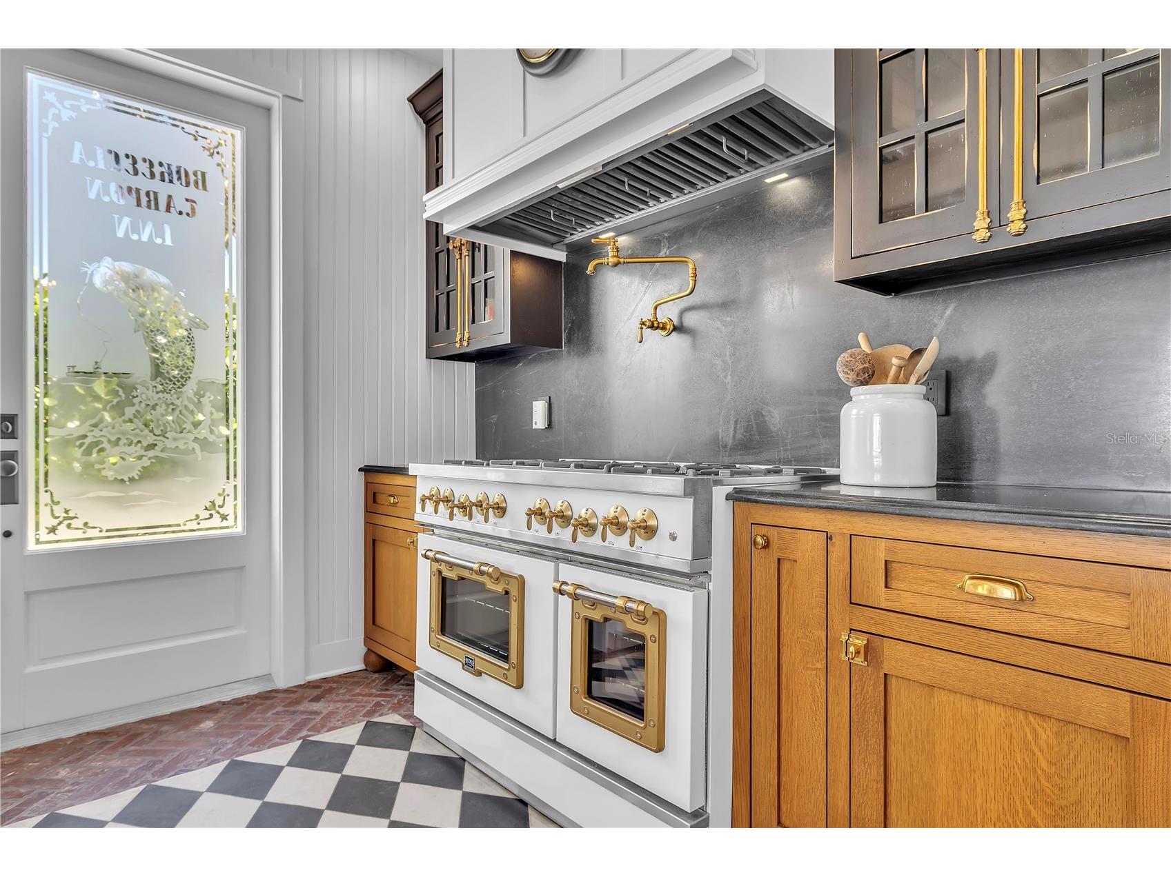 8241 Main Street Bokeelia FL 33922 C7522372 image41