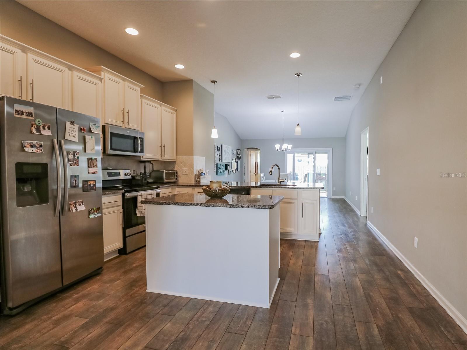 8241 NW 54th Street Gainesville FL 32653 GC541426 image5