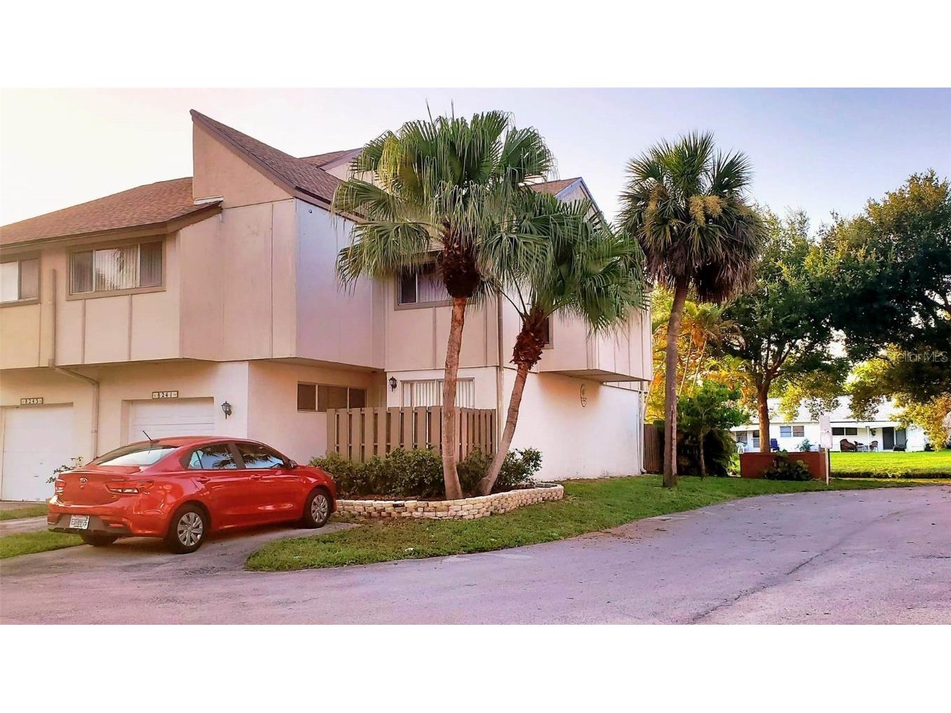 8241 NW 9th Court #8 Plantation FL 33324 G5063780 image1