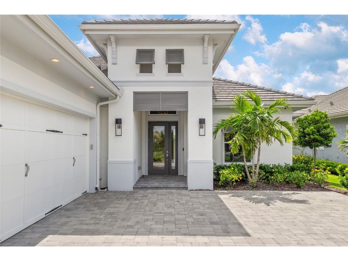 8241 Pavia Way Lakewood Ranch FL 34202 A4660372 image2