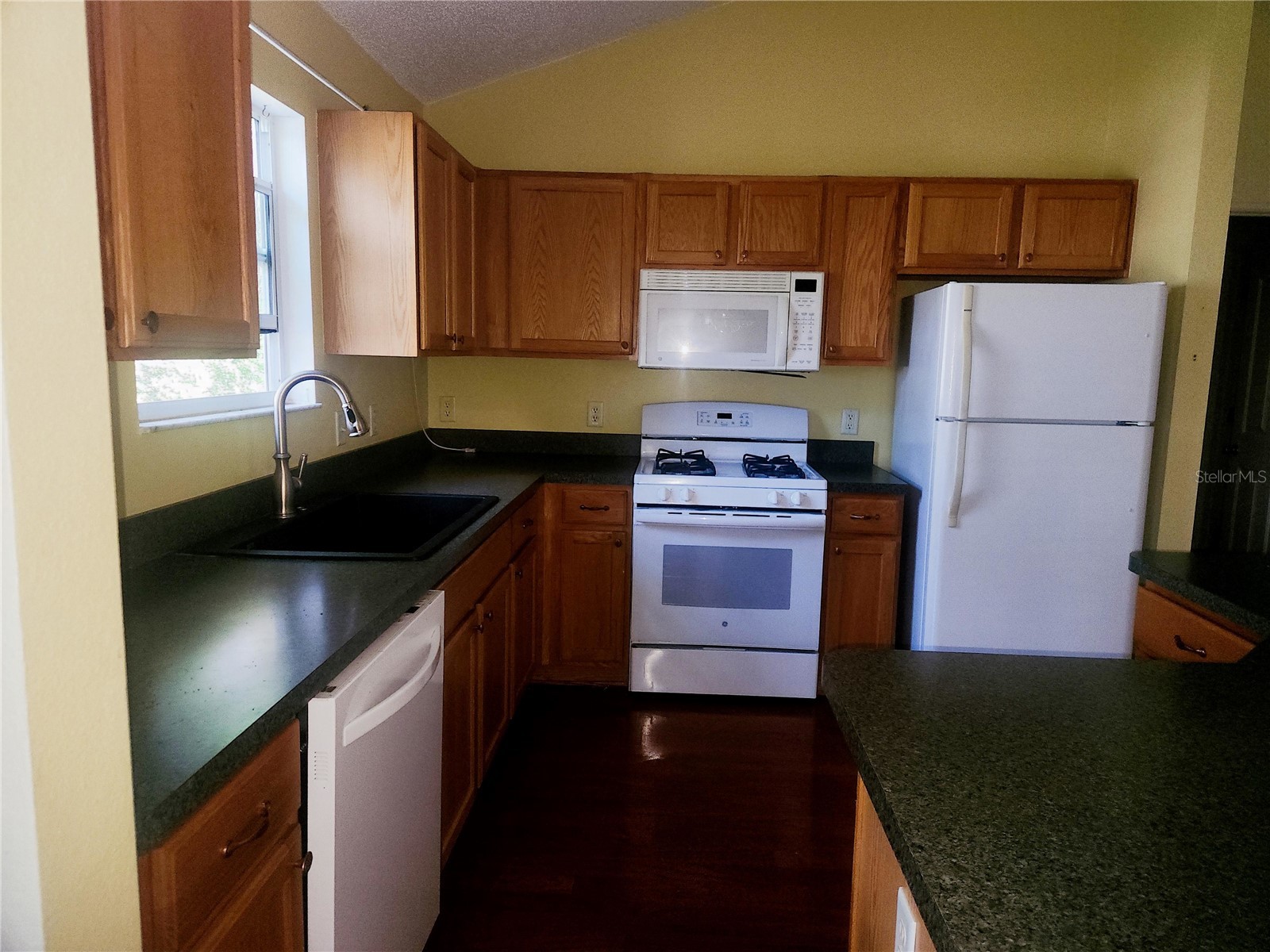 8241 SE 176th Lawson Loop The Villages FL 32162 V4946954 image7