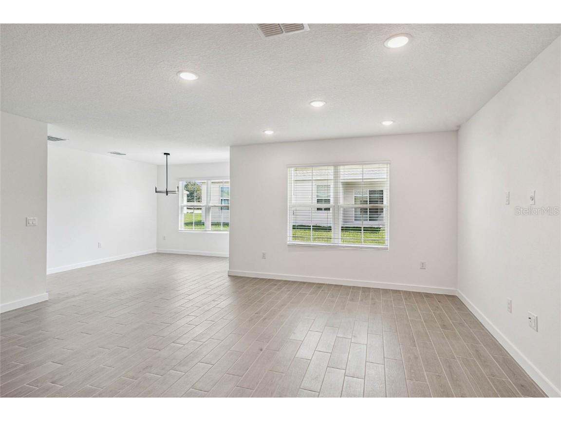 8241 Wakefield #32 Dunnellon FL 34434 O6355961 image17