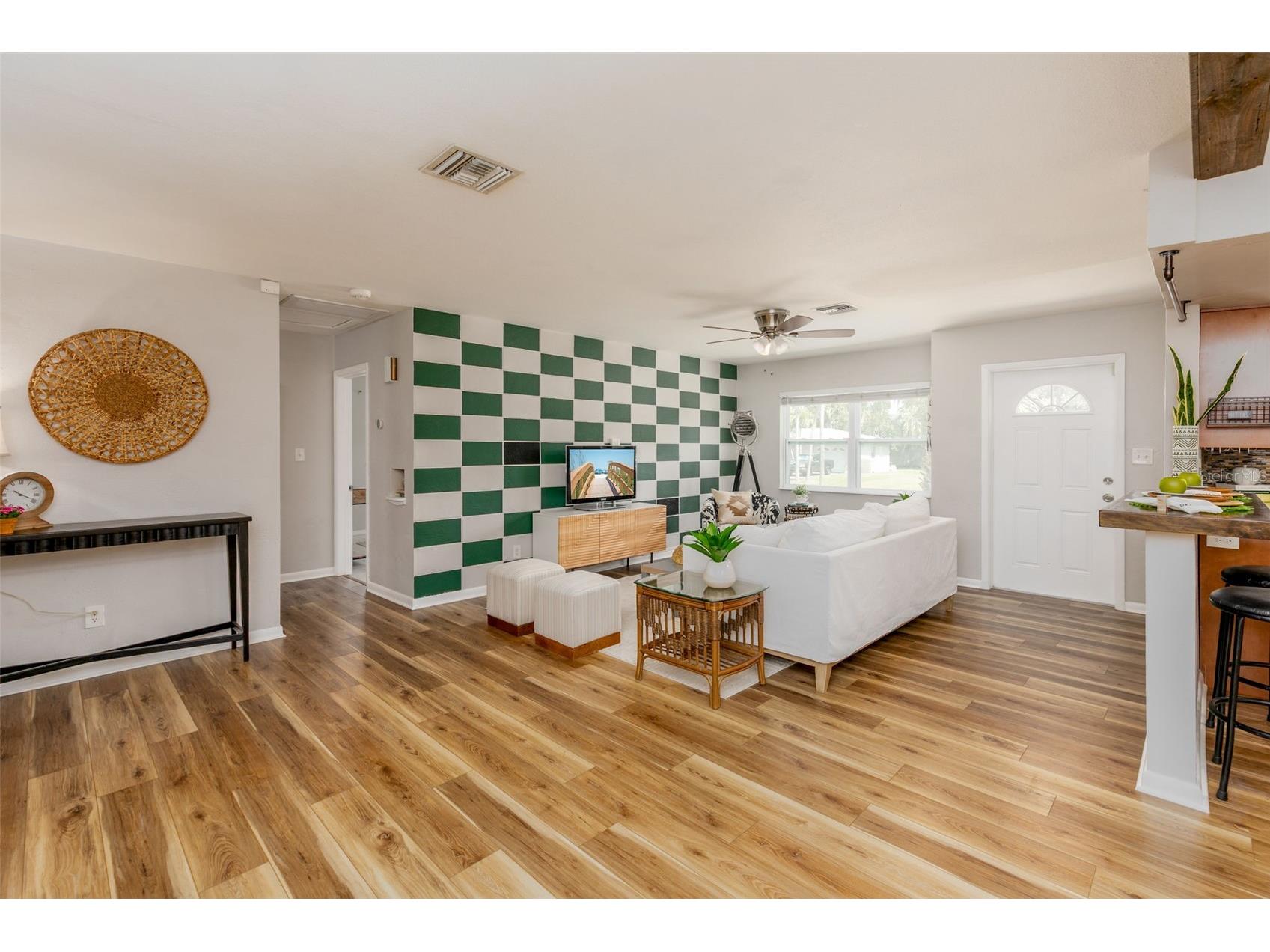 8242 31st Terrace N Saint Petersburg FL 33710 TB8503341 image11