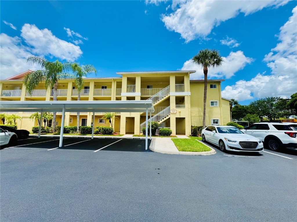 8244 Key Royal Circle #633 Naples FL 34119 C7511954 image1