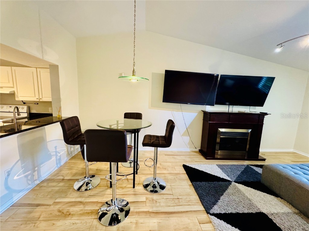 8244 Key Royal Circle #633 Naples FL 34119 C7511954 image11