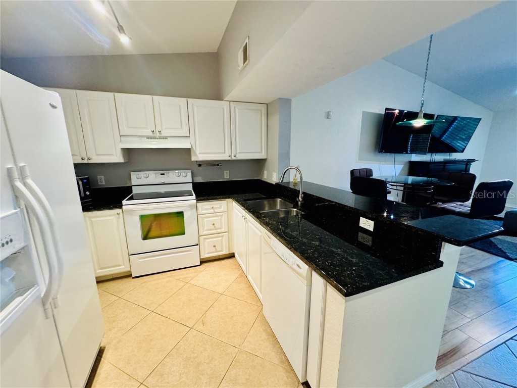 8244 Key Royal Circle #633 Naples FL 34119 C7511954 image13