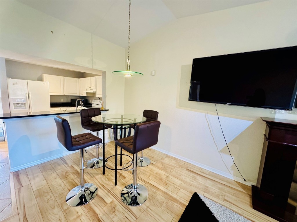 8244 Key Royal Circle #633 Naples FL 34119 C7511954 image23