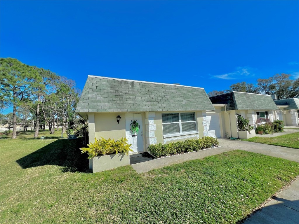 8245 Burgundy Drive N #3 BUILDING 8 Pinellas Park FL 33781 U8231315 image1