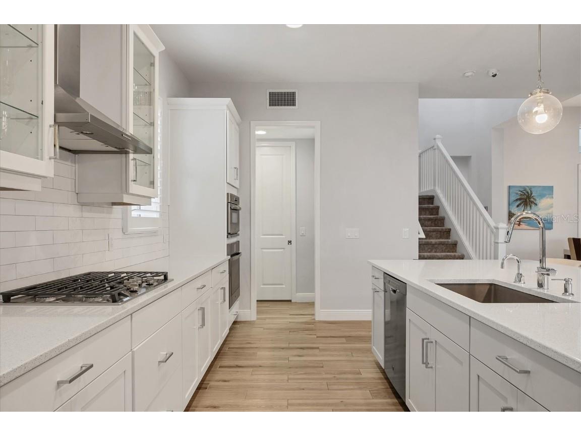 8245 Grande Shores Drive Sarasota FL 34240 N6139475 image10