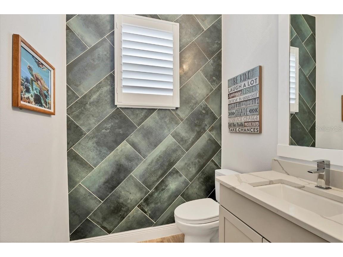 8245 Grande Shores Drive Sarasota FL 34240 N6139475 image29