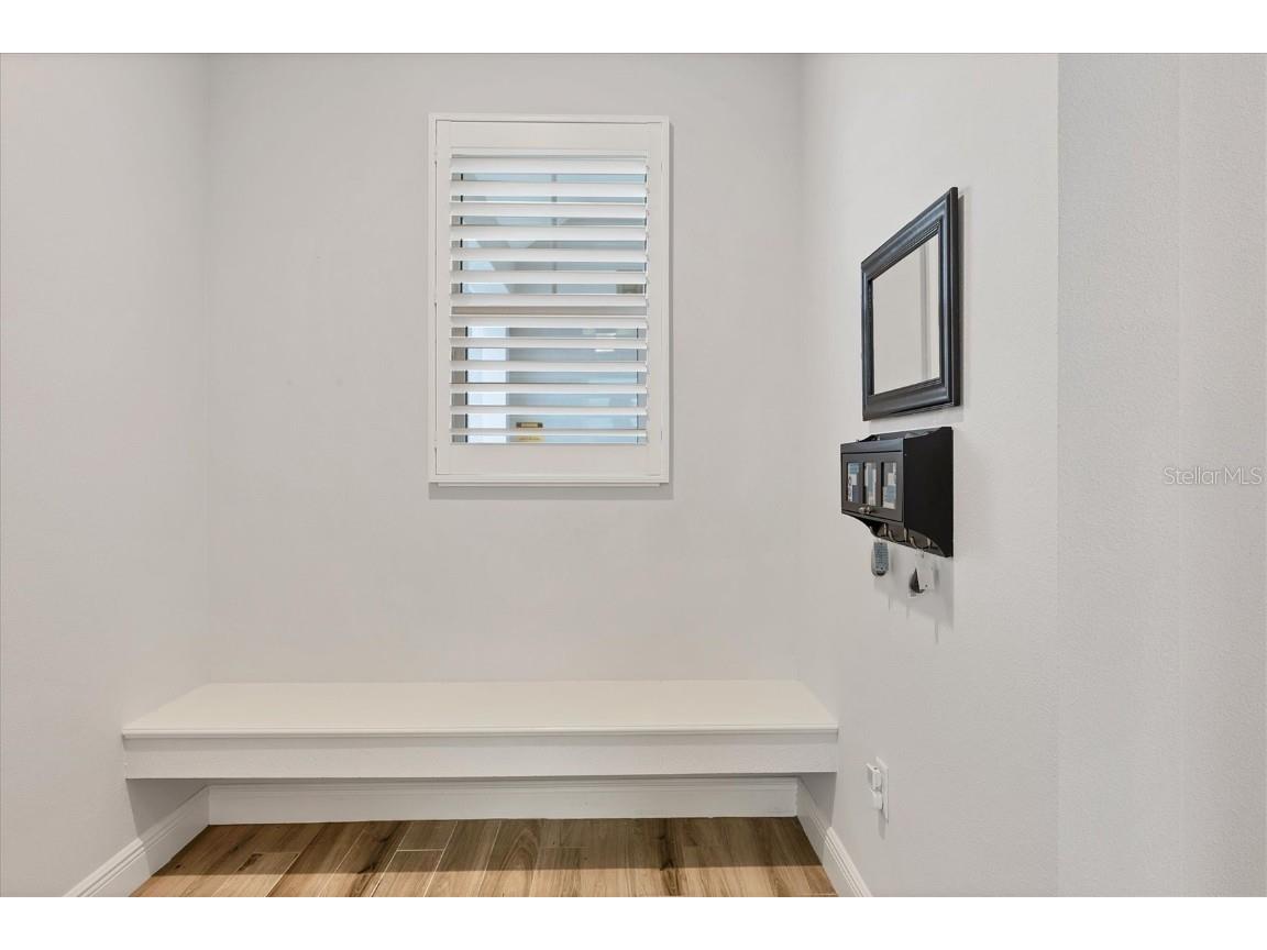 8245 Grande Shores Drive Sarasota FL 34240 N6139475 image34