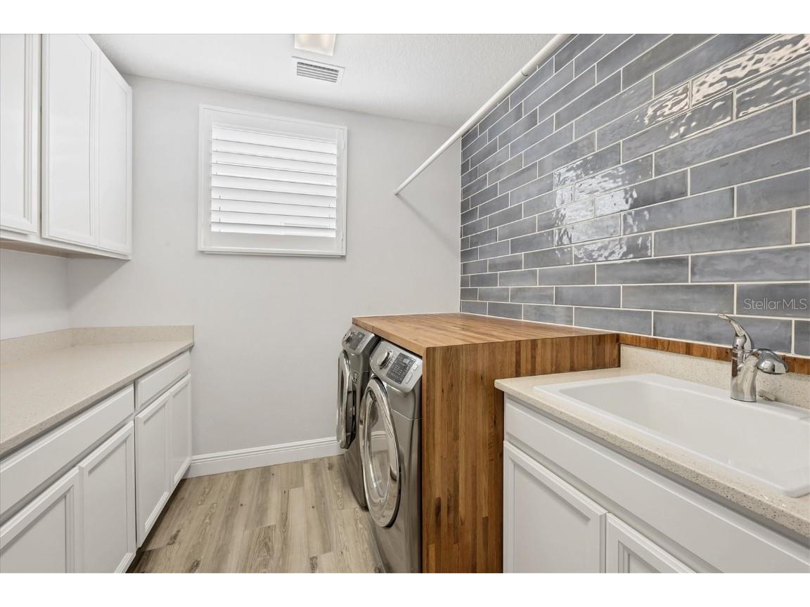 8245 Grande Shores Drive Sarasota FL 34240 N6139475 image36