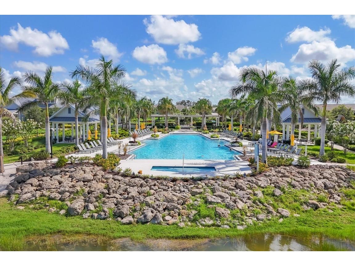 8245 Grande Shores Drive Sarasota FL 34240 N6139475 image73