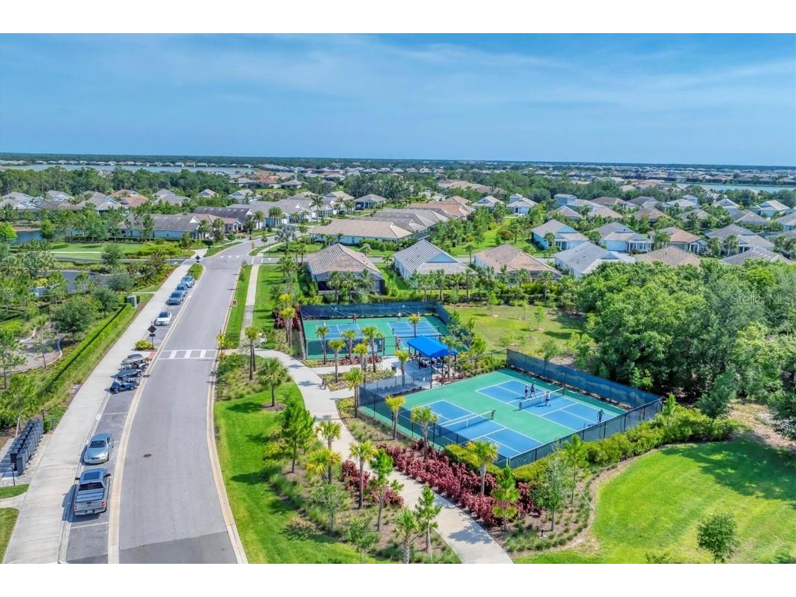 8245 Grande Shores Drive Sarasota FL 34240 N6139475 image87