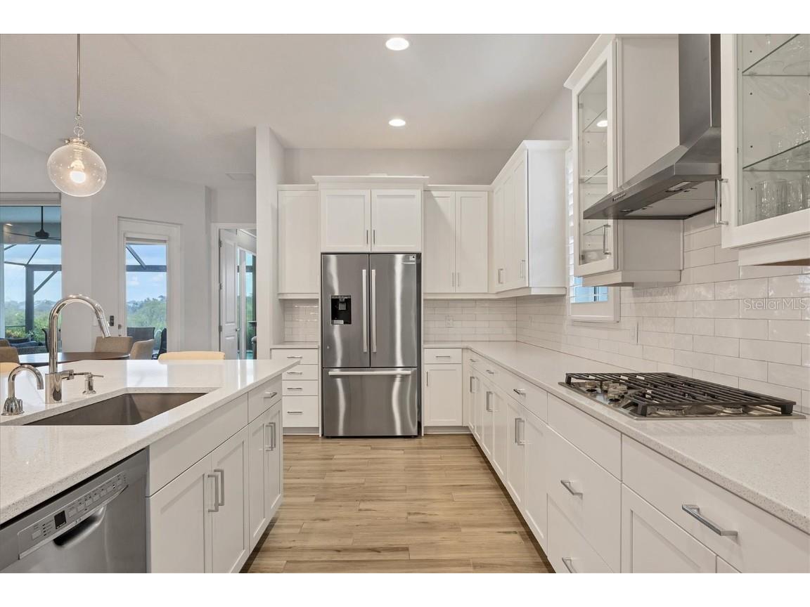 8245 Grande Shores Drive Sarasota FL 34240 N6139475 image9