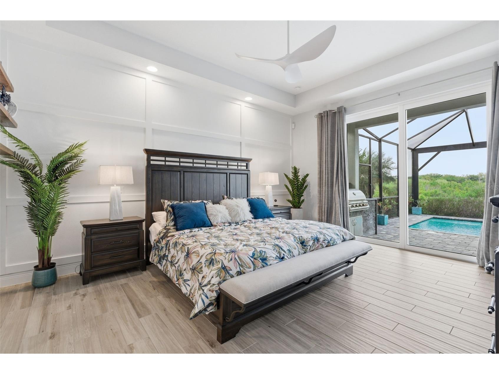8245 Grande Shores Drive Sarasota FL 34240 TB8492764 image16