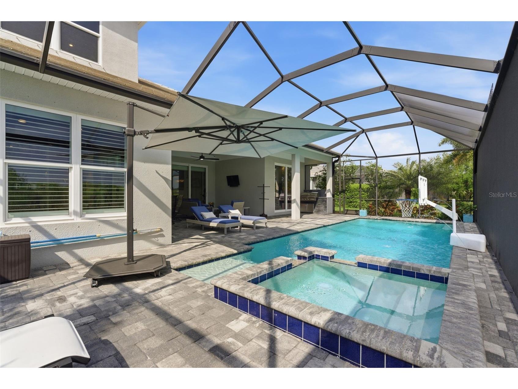 8245 Grande Shores Drive Sarasota FL 34240 TB8492764 image25