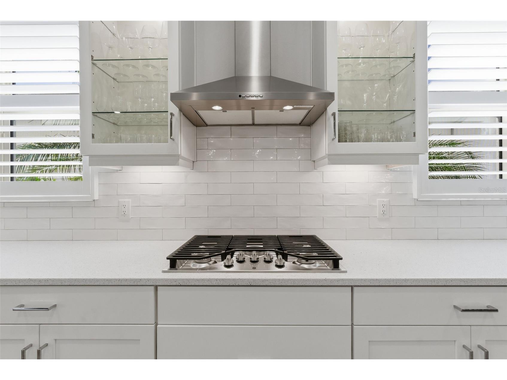 8245 Grande Shores Drive Sarasota FL 34240 TB8492764 image8