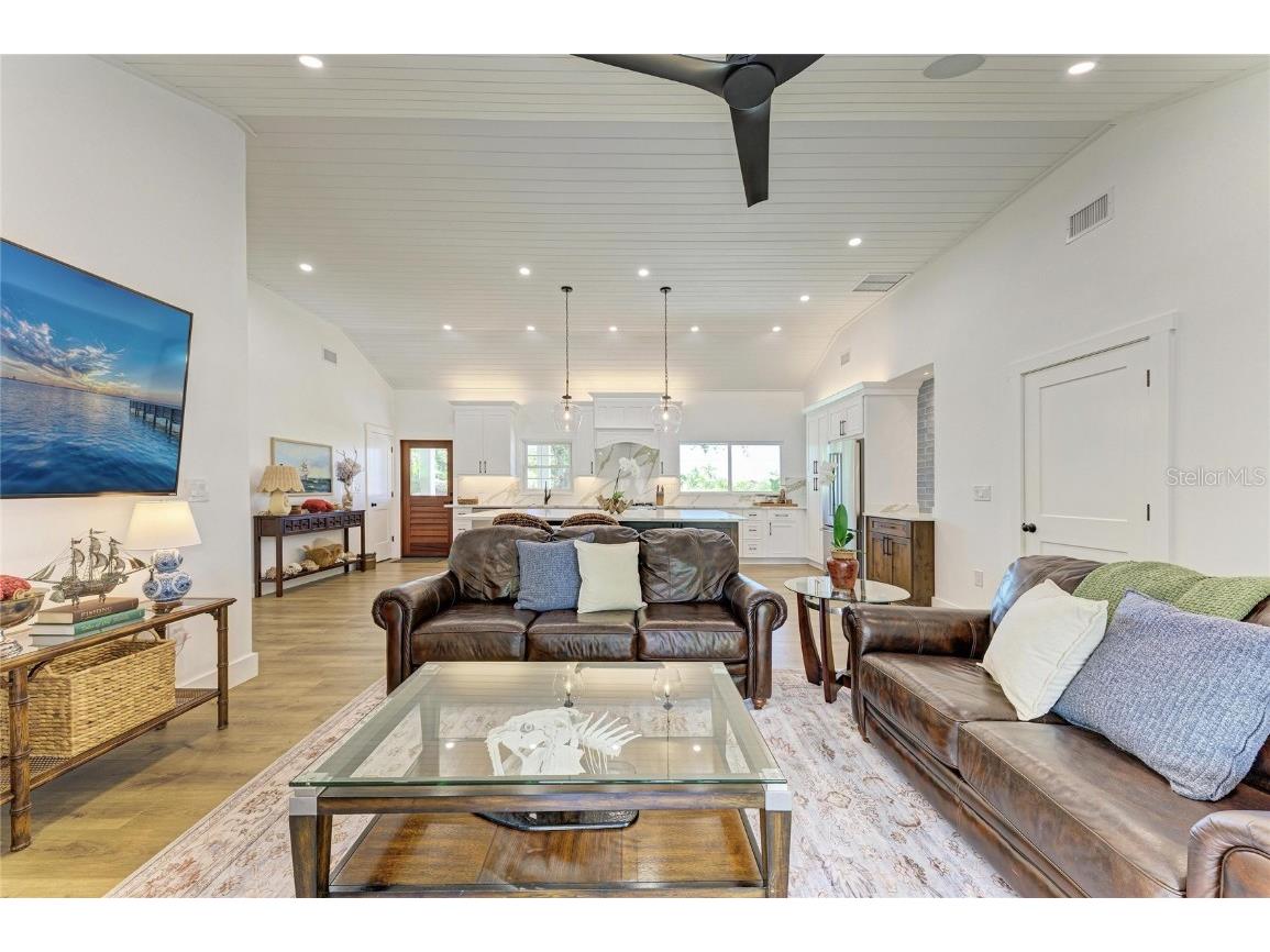 8245 Longbay Boulevard Sarasota FL 34243 A4670835 image23