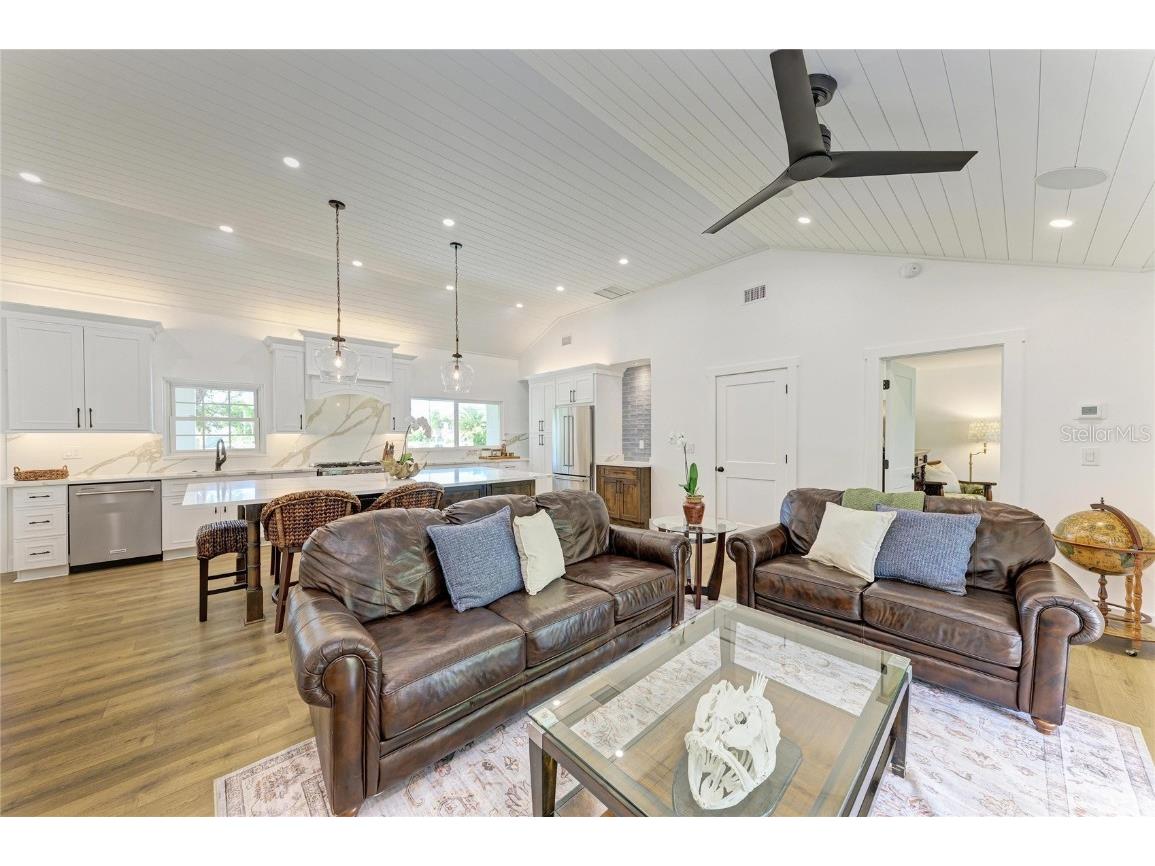 8245 Longbay Boulevard Sarasota FL 34243 A4670835 image24