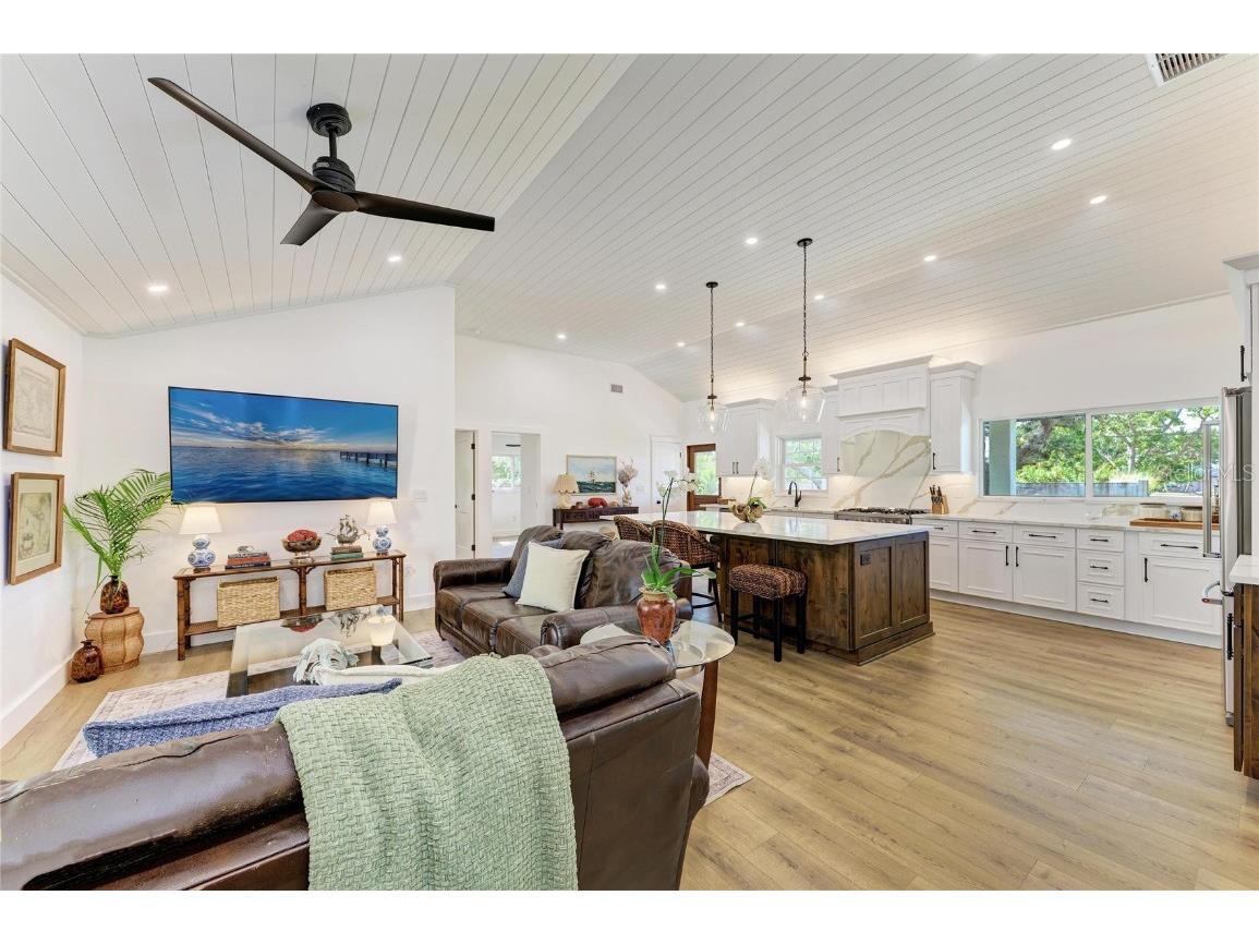 8245 Longbay Boulevard Sarasota FL 34243 A4670835 image25