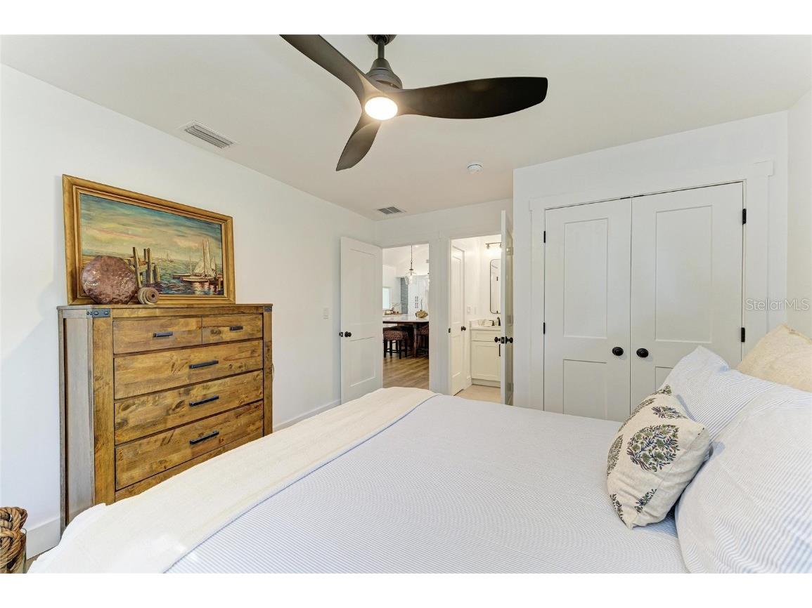 8245 Longbay Boulevard Sarasota FL 34243 A4670835 image33