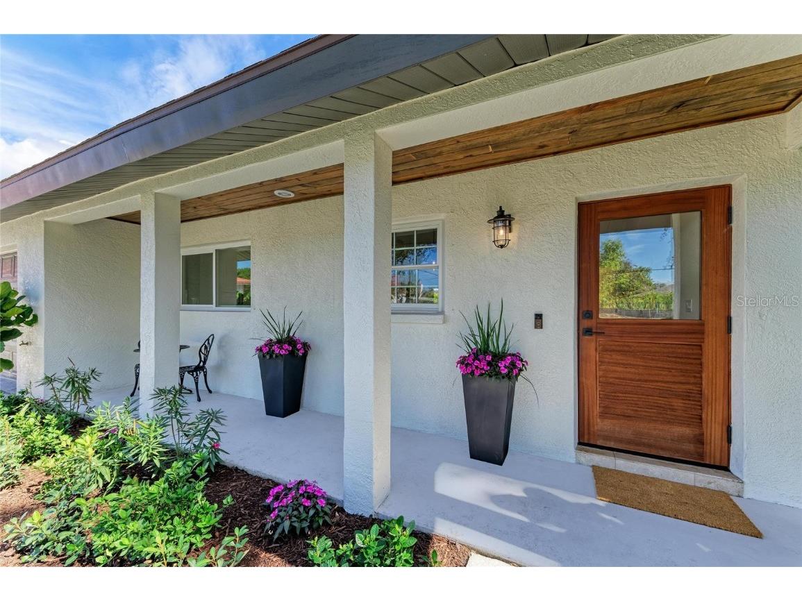 8245 Longbay Boulevard Sarasota FL 34243 A4670835 image4