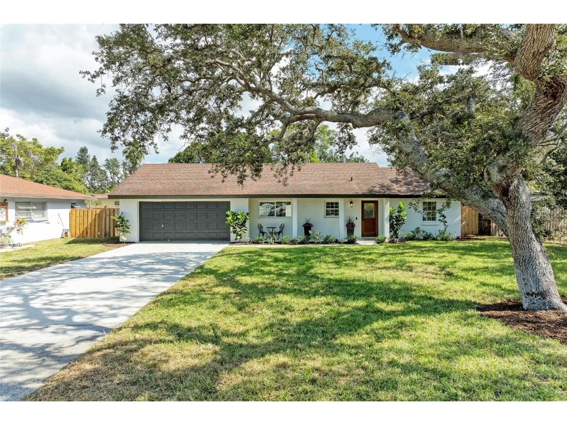 8245 Longbay Boulevard Sarasota FL 34243 A4670835 image6