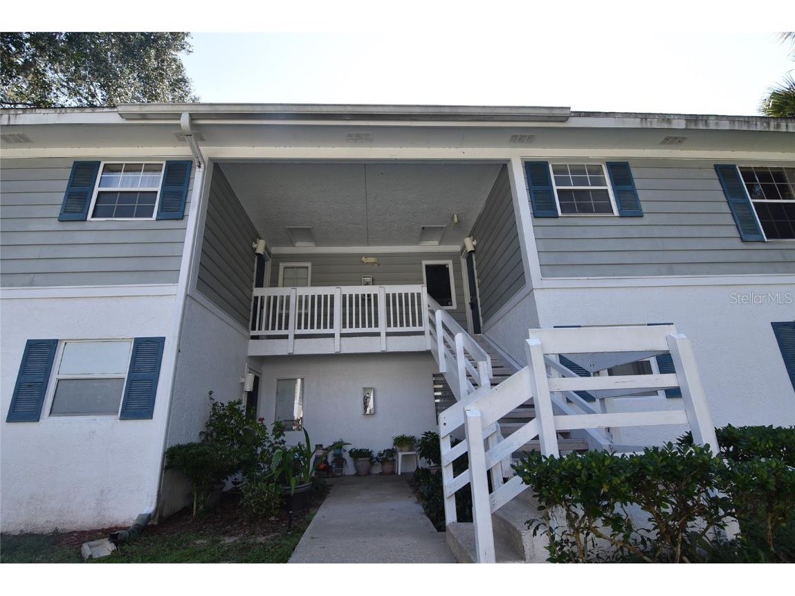 8246 Fairways Circle #D204 Ocala FL 34472 O6170836 image1