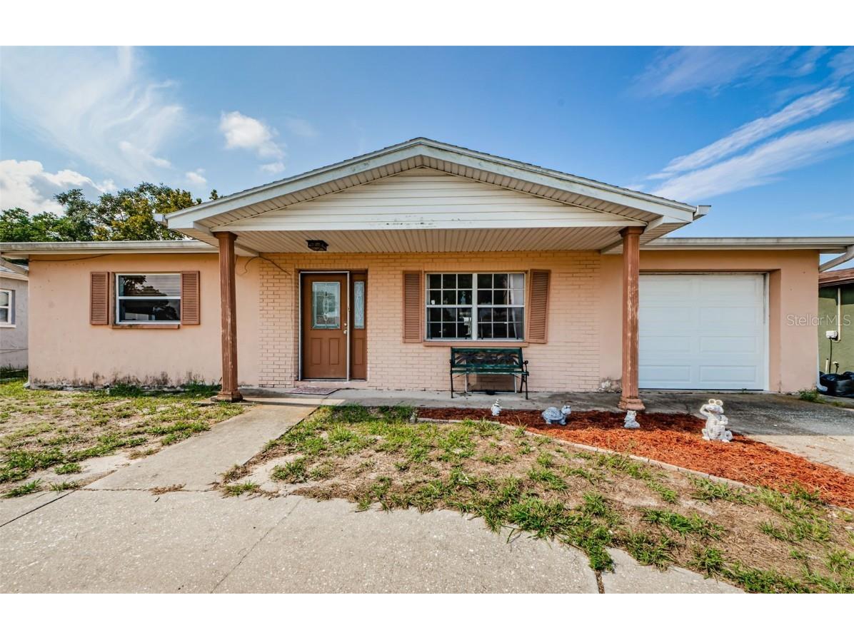 8246 Monarch Drive Port Richey FL 34668 T3547859 image1