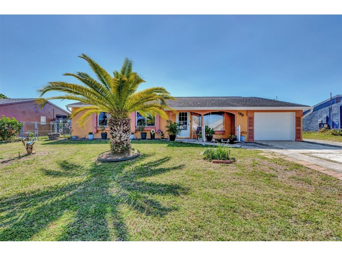 8247 Alam Avenue North Port FL 34287 A4599208 image1
