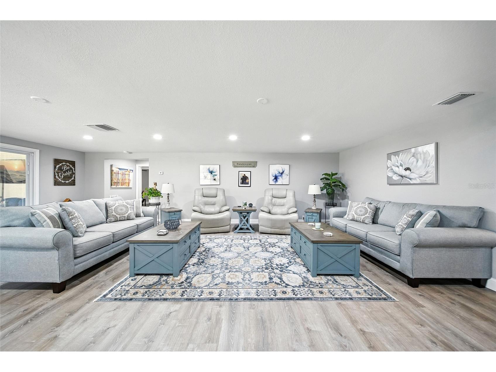 8248 Tanglewood Drive New Port Richey FL 34654 TB8425377 image3