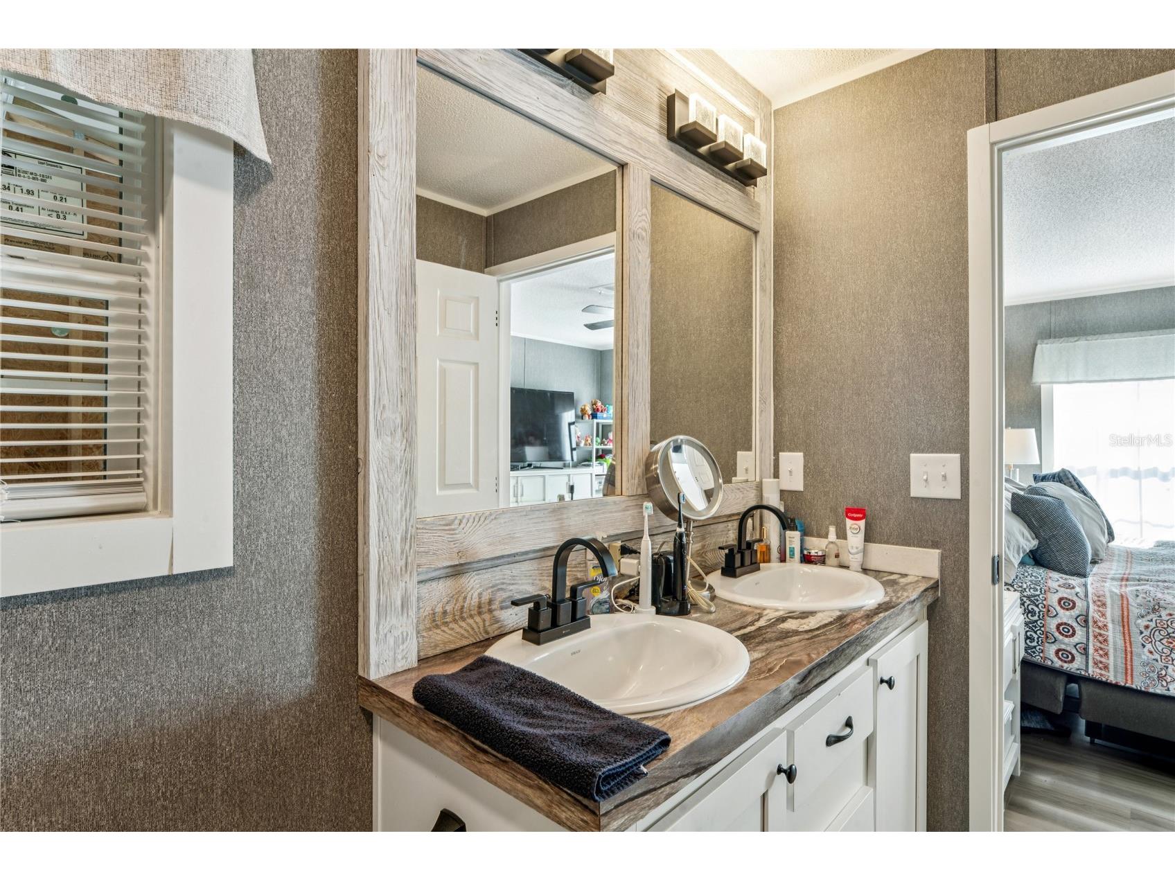 8248 Weatherford Avenue Brooksville FL 34613 TB8470034 image38