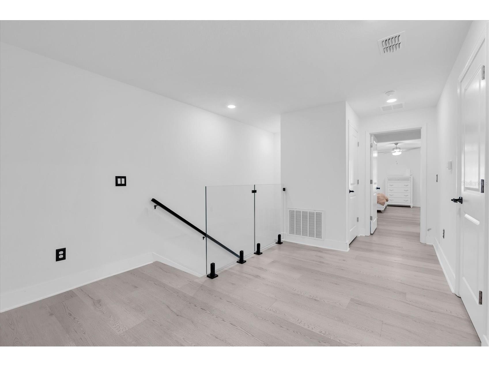 8249 Crescent Oaks Drive New Port Richey FL 34655 W7883804 image15
