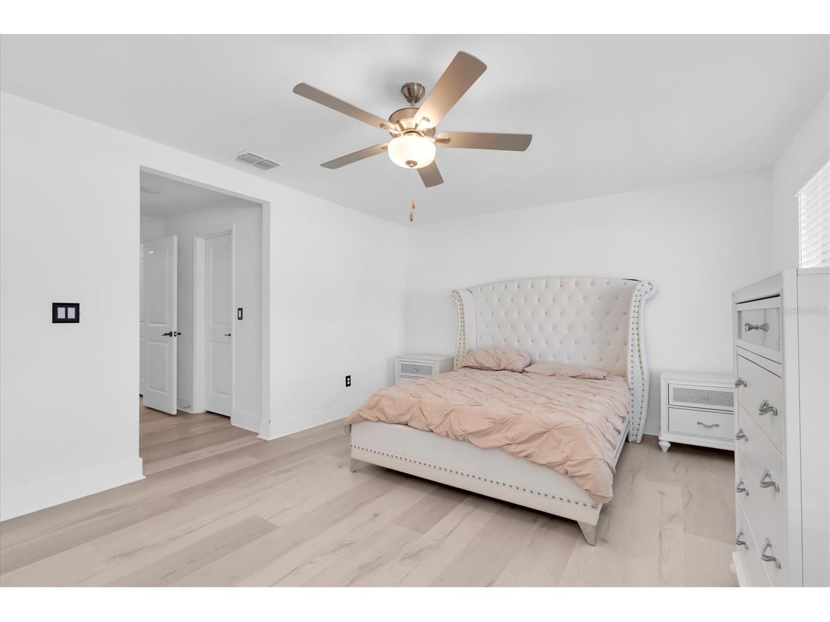 8249 Crescent Oaks Drive New Port Richey FL 34655 W7883804 image18