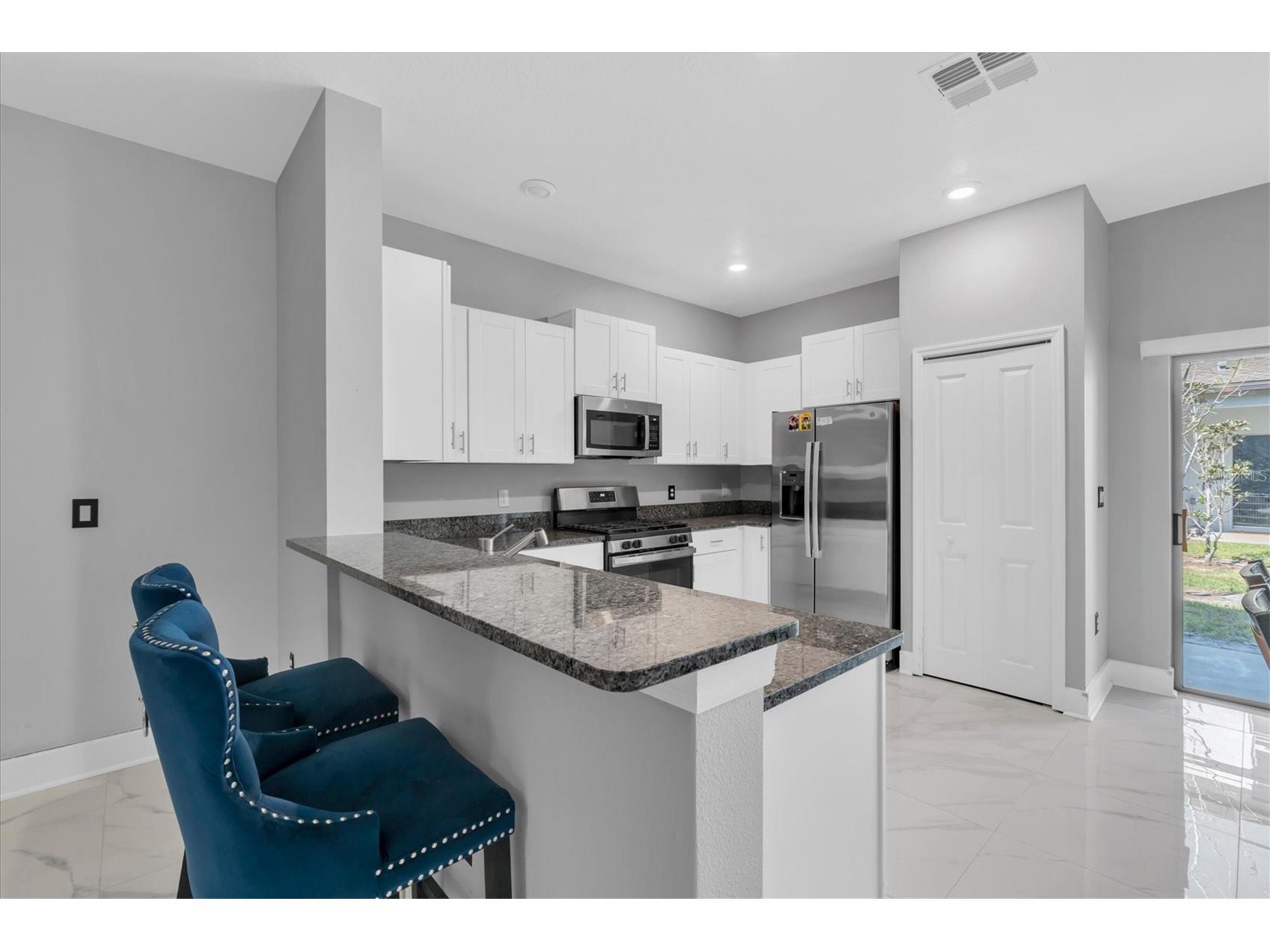 8249 Crescent Oaks Drive New Port Richey FL 34655 W7883804 image8