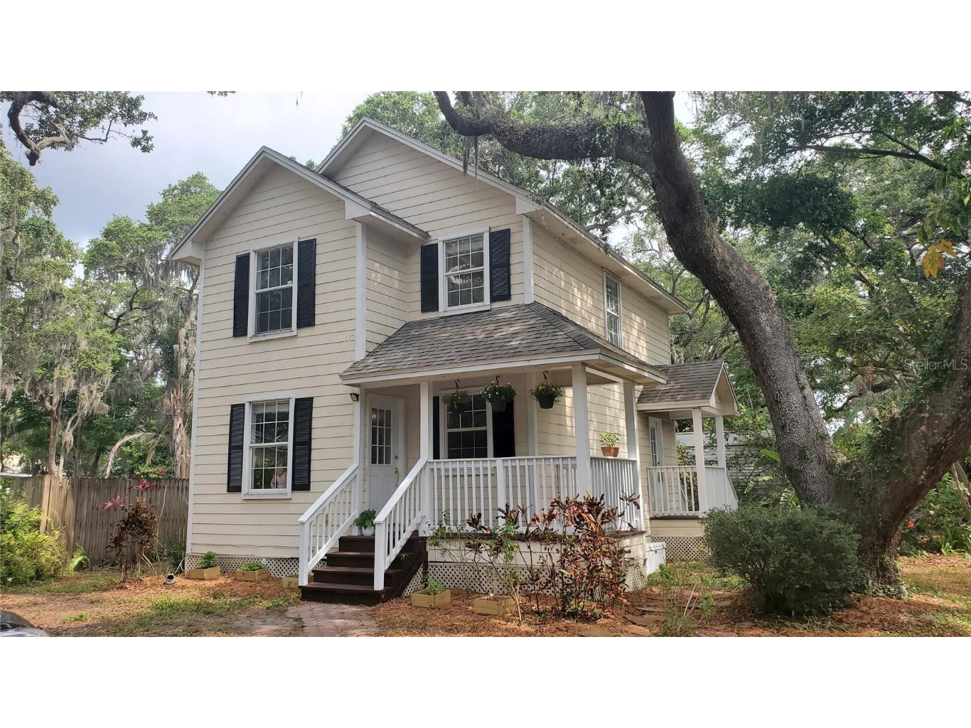 825 4th Street S Safety Harbor FL 34695 U8162968 image1