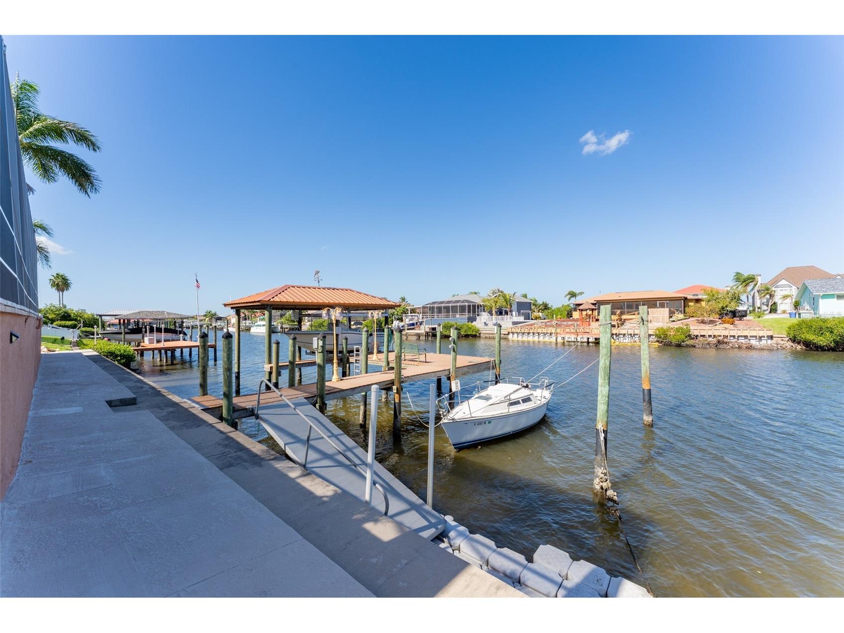 825 Birdie Way Apollo Beach FL 33572 TB8429673 image56