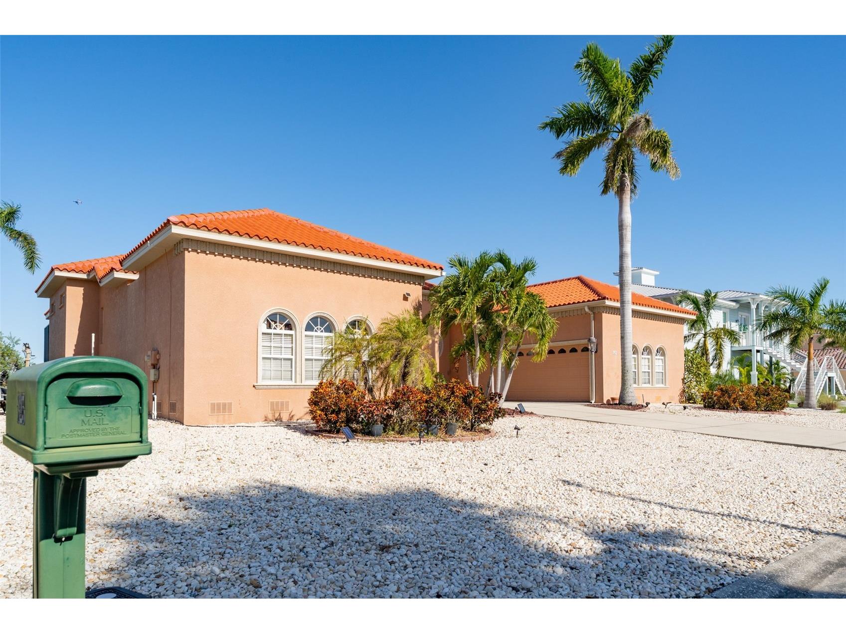 825 Birdie Way Apollo Beach FL 33572 TB8429673 image7